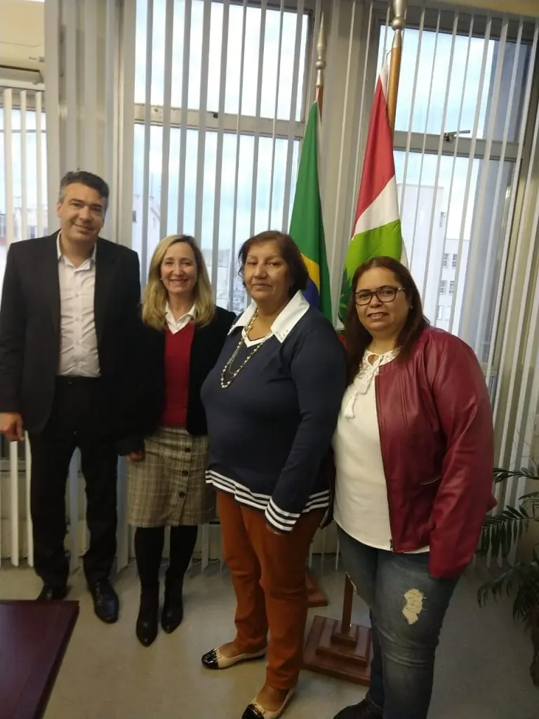 Presidente da AOESC, Sra. Diléia Pereira Bez Fontana e a Tesoureira da AOESC, Sra. Lúcia Maria dos Santos Machado, estiveram em audiência, com o Chefe de Gabinete da Secretaria Estadual de Educação de Santa  Catarina - SED, Sr. Wilson Pereira, e a Diretora de Gestão de Pessoas, Sra. Avani Estip Fernandes.